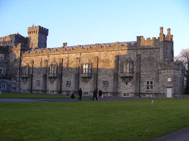 8-kilkenny hrad.jpg