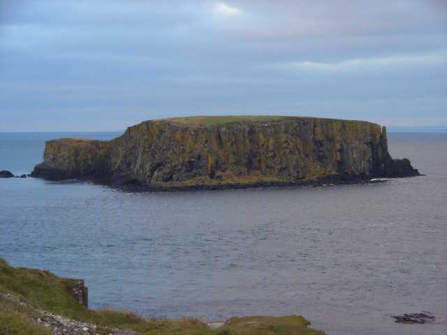 2-carrickarade rope bridge1.jpg